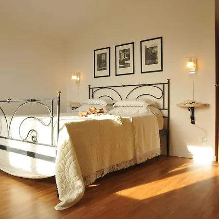 Collina Del Sole 12 Pax By Villasretreats Villa