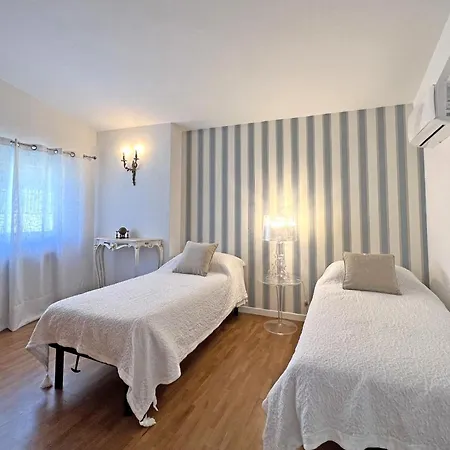 Collina Del Sole 12 Pax By Villasretreats Villa *