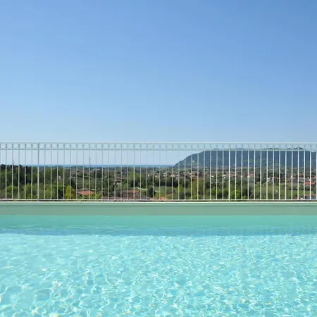 Collina Del Sole 12 Pax By Villasretreats Nicola