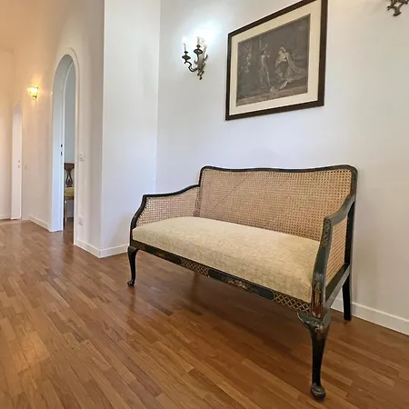 Villa Collina Del Sole 12 Pax By Villasretreats Nicola