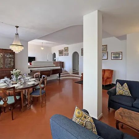 Collina Del Sole 12 Pax By Villasretreats *
