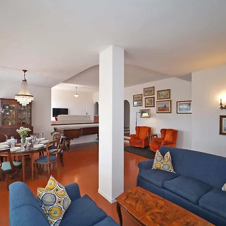 Collina Del Sole 12 Pax By Villasretreats * Nicola