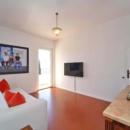 Collina Del Sole 12 Pax By Villasretreats