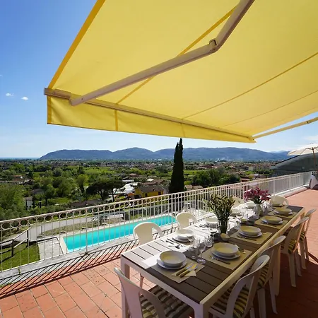 فيلة Collina Del Sole 12 Pax By Villasretreats Nicola