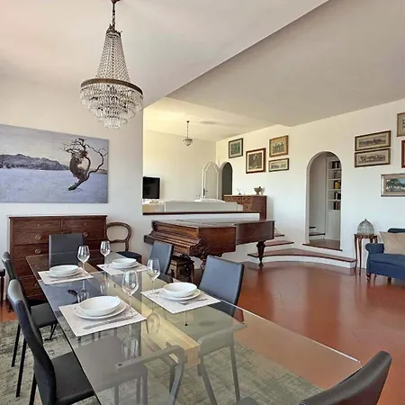 Collina Del Sole 12 Pax By Villasretreats